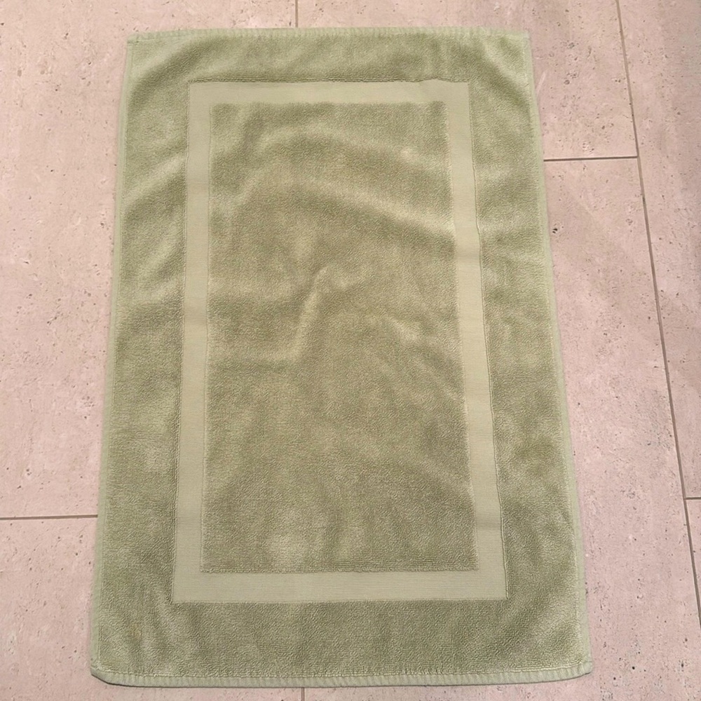 Restoration Hardware bath mat